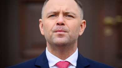 Poland’s right-wing president vetoes independent judiciary reforms Poland’s right-wing president vetoes independent judiciary reforms