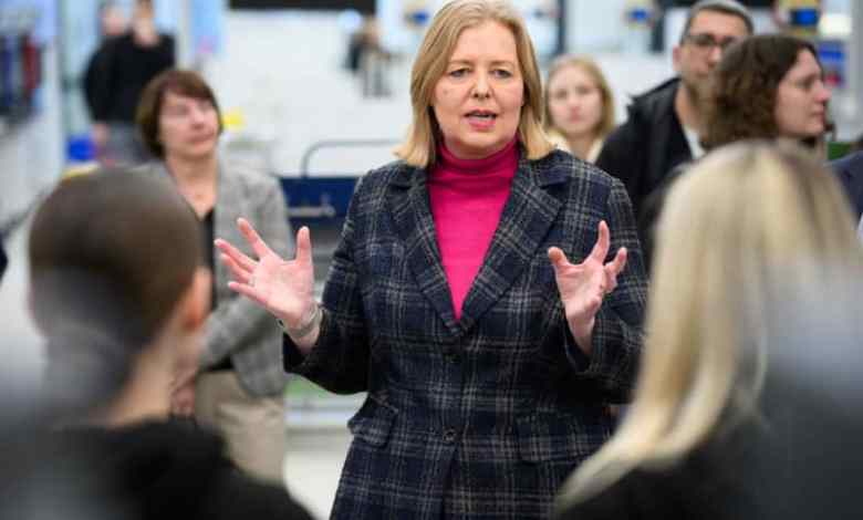 Germany needs foreign workers to fill vacancies, says labour minister Germany needs foreign workers to fill vacancies, says labour minister