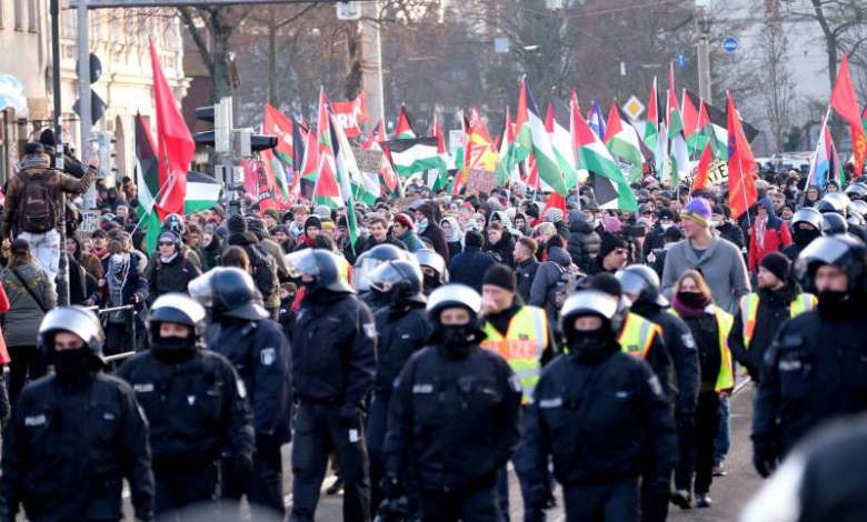 Pro-Palestinian rally in Leipzig draws large police presence Pro-Palestinian rally in Leipzig draws large police presence