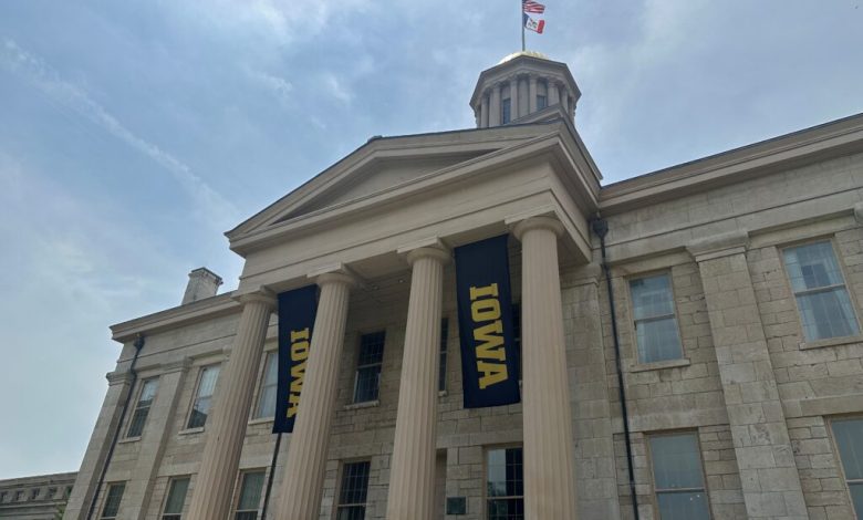 University of Iowa enters new phase of revenues and efficiencies committee work University of Iowa enters new phase of revenues and efficiencies committee work