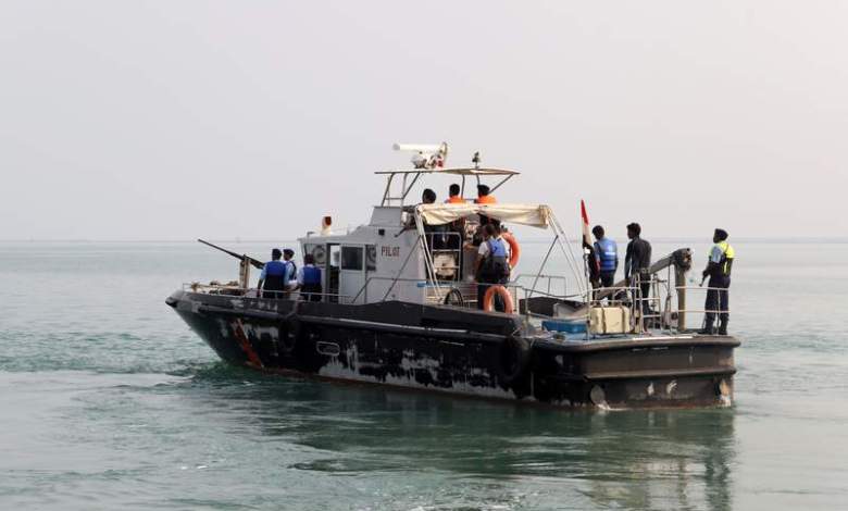 Yemen says oil tanker hijacked off Shabwa coast, heads towards Somali waters Yemen says oil tanker hijacked off Shabwa coast, heads towards Somali waters