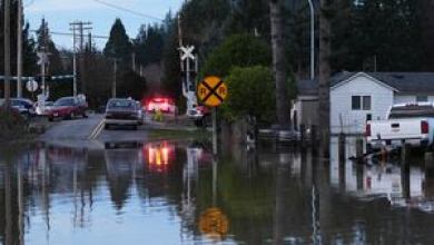 American Red Cross offers financial help for those impacted by historic WA flooding American Red Cross offers financial help for those impacted by historic WA flooding
