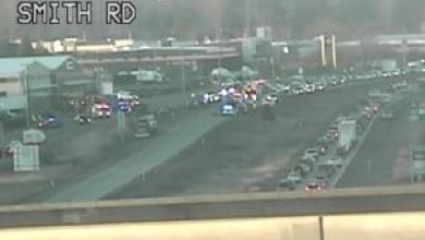 1 killed in Ferndale crash; SB I-5 blocked for several hours 1 killed in Ferndale crash; SB I-5 blocked for several hours