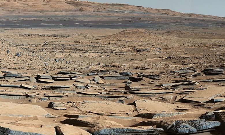 Huge ‘bathtub ring’ may show contours of ancient ocean on Mars Huge ‘bathtub ring’ may show contours of ancient ocean on Mars