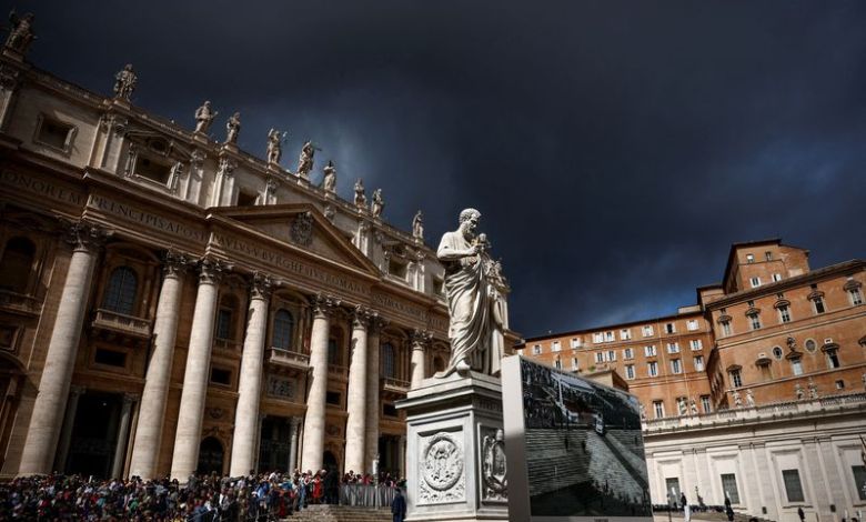 Vatican warns against cosmetic surgery’s ‘cult of the body’ Vatican warns against cosmetic surgery’s ‘cult of the body’