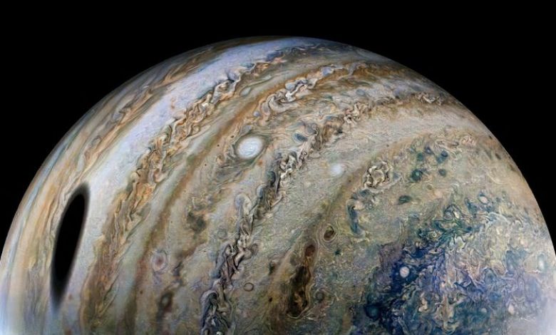 NASA’s Juno finds Jupiter is a tiny bit smaller than previously thought NASA’s Juno finds Jupiter is a tiny bit smaller than previously thought