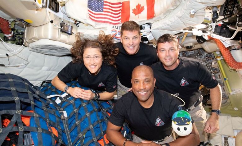 NASA Artemis II astronauts to speak from lunar orbit after record-setting flyby NASA Artemis II astronauts to speak from lunar orbit after record-setting flyby