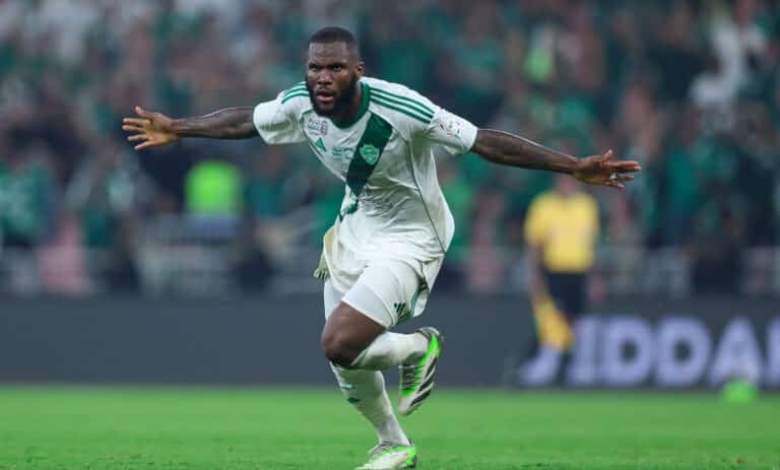 Roma and Juventus to duel for Franck Kessie Roma and Juventus to duel for Franck Kessie