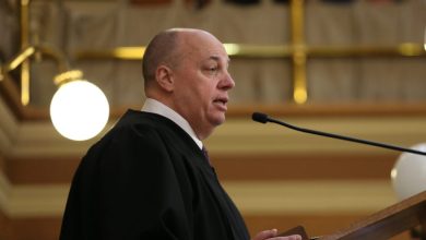 Chief justice outlines roadmap to more services for drug offenders, young people and probationers Chief justice outlines roadmap to more services for drug offenders, young people and probationers