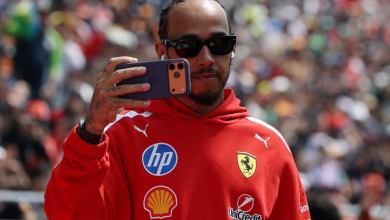 Lewis Hamilton sent uplifting message from ‘romantic’ F1 world champion Lewis Hamilton sent uplifting message from ‘romantic’ F1 world champion