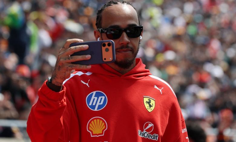 Lewis Hamilton sent uplifting message from ‘romantic’ F1 world champion Lewis Hamilton sent uplifting message from ‘romantic’ F1 world champion