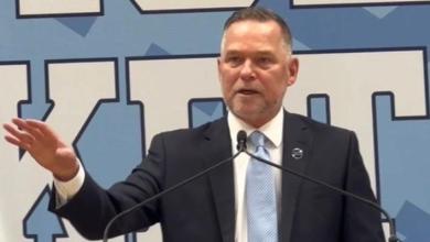 Former UNC basketball coach to Michael Malone: ‘Embrace history, but don’t be paralyzed by it’ Former UNC basketball coach to Michael Malone: ‘Embrace history, but don’t be paralyzed by it’