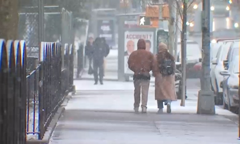 Messy travel conditions expected as more snow falls in New York City, across Tri-State area Sunday Messy travel conditions expected as more snow falls in New York City, across Tri-State area Sunday