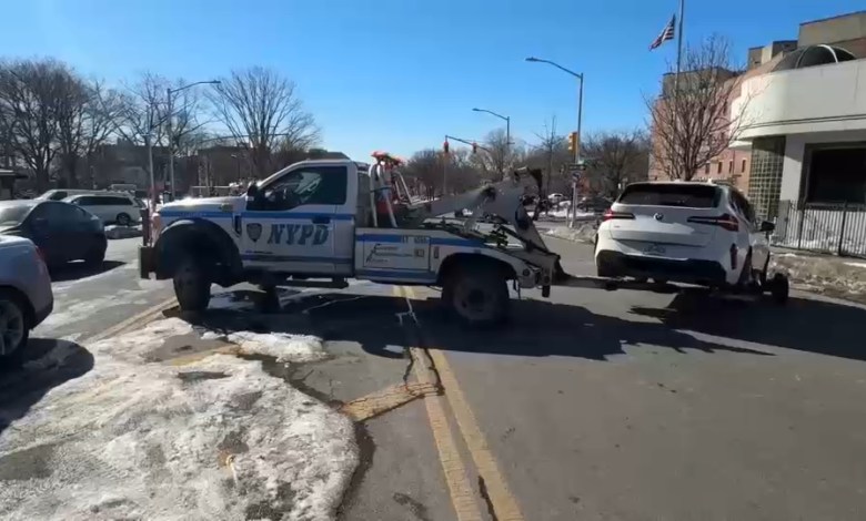 NYPD searching for suspects after man sitting in BMW shot and killed in Bronx NYPD searching for suspects after man sitting in BMW shot and killed in Bronx