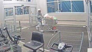 Can you help? Police looking for person of interest in Kroger theft investigation Can you help? Police looking for person of interest in Kroger theft investigation