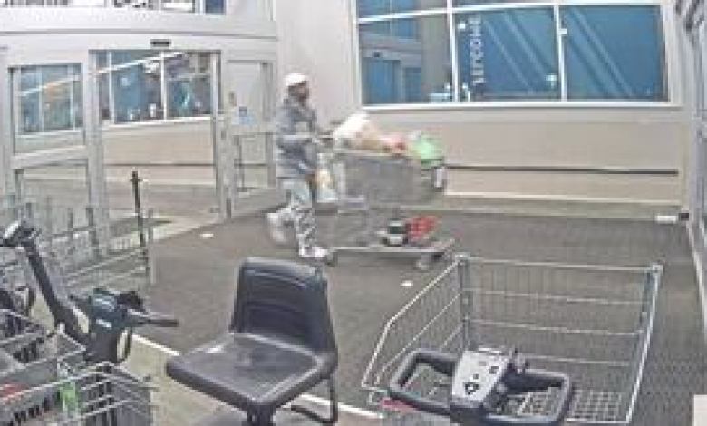 Can you help? Police looking for person of interest in Kroger theft investigation Can you help? Police looking for person of interest in Kroger theft investigation