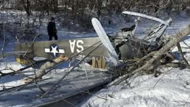 2 people suffer non-life-threatening injuries after a small plane crash 2 people suffer non-life-threatening injuries after a small plane crash