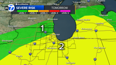 Thunderstorms, damaging wind, accumulating snow could hit Chicago area this weekend Thunderstorms, damaging wind, accumulating snow could hit Chicago area this weekend