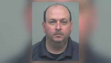 Metro Atlanta man tried to meet up with 14-year-old, police say Metro Atlanta man tried to meet up with 14-year-old, police say