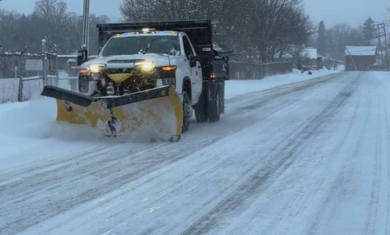Snow showers into Thursday, then arctic blast Snow showers into Thursday, then arctic blast
