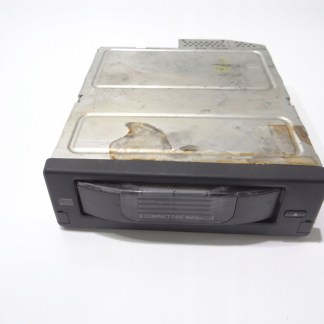 ZMIENIARKA PŁYT CD BMW E60 E61 6986081 ZMIENIARKA PŁYT CD BMW E60 E61 6986081