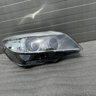 !BMW Z4 E89 LIFT XENON PRAWA REFLEKTOR 7303254 7303254 ! !BMW Z4 E89 LIFT XENON PRAWA REFLEKTOR 7303254 7303254 !