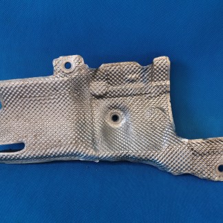 AUDI A3 8V SEDAN 18R S-LINE 2.0TDI WYTŁUMIENIE OSŁONA TERMICZNA 04L103954AL 04L103954AL 24/06 AUDI A3 8V SEDAN 18R S-LINE 2.0TDI WYTŁUMIENIE OSŁONA TERMICZNA 04L103954AL 04L103954AL 24/06