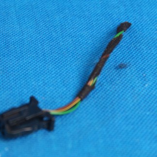 AUDI A3 8V KOSTKA 4 PIN 3B0972823 2014R AUDI A3 8V KOSTKA 4 PIN 3B0972823 2014R