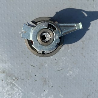 ! 04L109243C VW GOLF 7 2.0 TDI ROLKA NAPINACZ PASKA ! 04L109243C 04L 109 243C ! 04L109243C VW GOLF 7 2.0 TDI ROLKA NAPINACZ PASKA ! 04L109243C 04L 109 243C