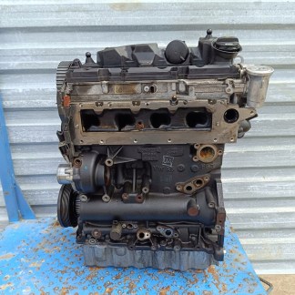 AUDI A3 8V SEDAN 18R 2.0 TDI SILNIK DCY DCYA 110KW 141950km 04L100091E 24/06 AUDI A3 8V SEDAN 18R 2.0 TDI SILNIK DCY DCYA 110KW 141950km 04L100091E 24/06