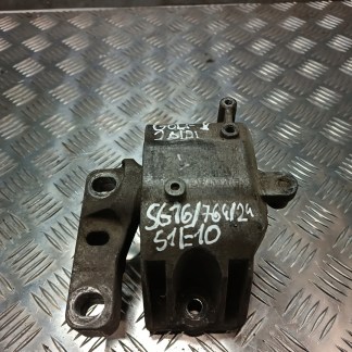 ŁAPA PODUSZKA SILNIKA GOLF V PLUS 2.0TDI 2004r K0 199 262 ŁAPA PODUSZKA SILNIKA GOLF V PLUS 2.0TDI 2004r K0 199 262