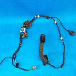 AUDI A3 8V SEDAN S-LINE 18R 2.0 TDI WIĄZKA DRZWI LEWY PRAWY TYŁ 8V5971687A 8V5971687A 24/06 AUDI A3 8V SEDAN S-LINE 18R 2.0 TDI WIĄZKA DRZWI LEWY PRAWY TYŁ 8V5971687A 8V5971687A 24/06