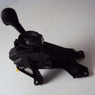 GAŁKA WYBIERAK BIEGÓW SMART FORFOUR A453 18R A4532676300 GAŁKA WYBIERAK BIEGÓW SMART FORFOUR A453 18R A4532676300