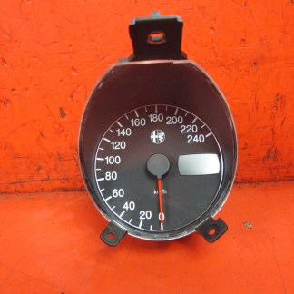 ALFA ROMEO 156 1.9 JTD LICZNIK ZEGARY 156034520 EU ALFA ROMEO 156 1.9 JTD LICZNIK ZEGARY 156034520 EU