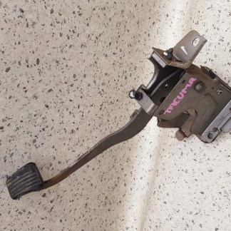 PEDAŁ SPRZĘGŁA DAEWOO TACUMA REZZO 1.6 16V PEDAŁ SPRZĘGŁA DAEWOO TACUMA REZZO 1.6 16V