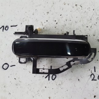 AUDI A6 C6 04-07r KLAMKA DRZWI PRAWA PRZÓD 4F0837886 AUDI A6 C6 04-07r KLAMKA DRZWI PRAWA PRZÓD 4F0837886