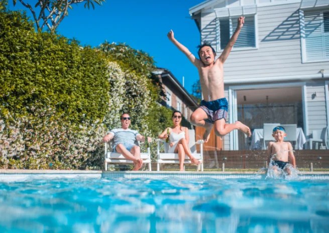 Your Complete Guide to Pool Cleaners Perth and Essential Pool Services Your Complete Guide to Pool Cleaners Perth and Essential Pool Services