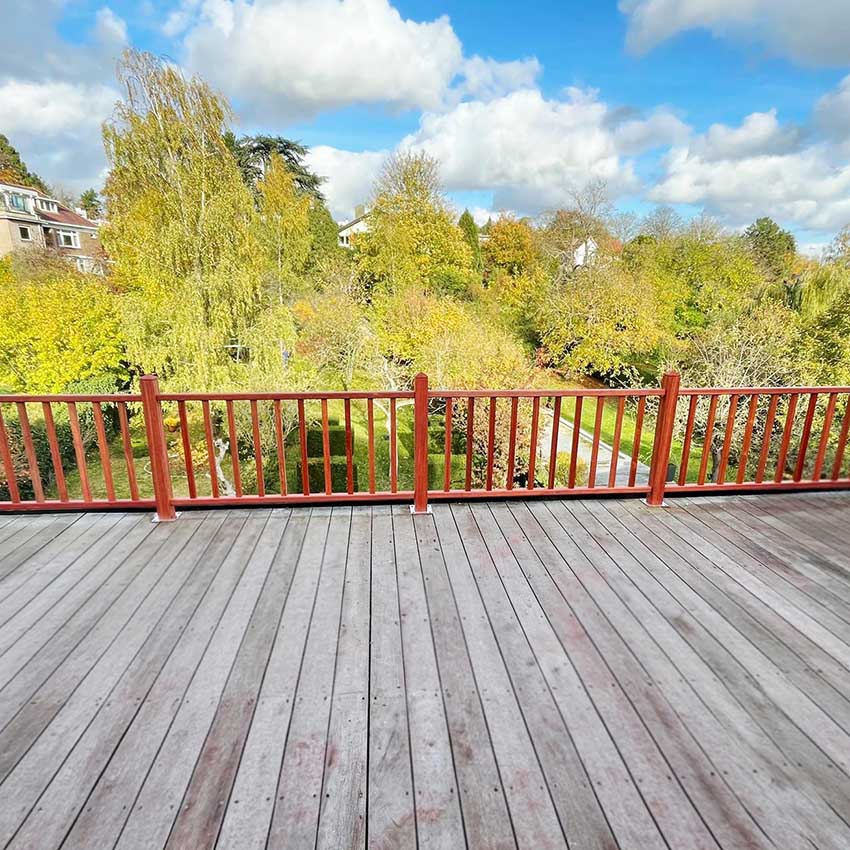 Padouk balustrade verticale spijlen