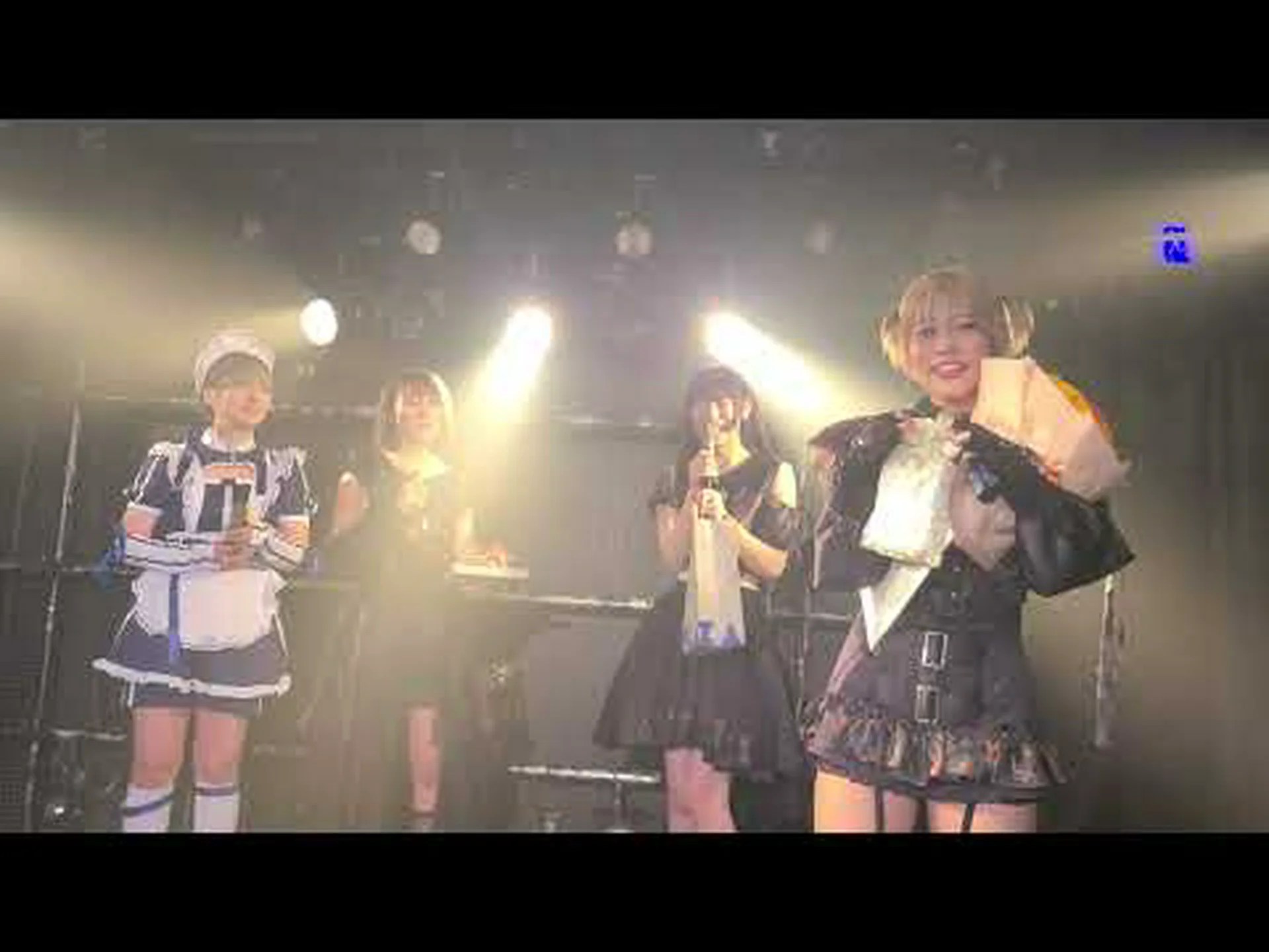 whatsapp female network whatsapp female network