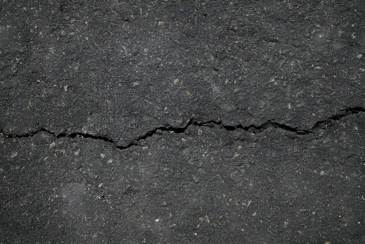 Bizarre Nine Day Seismic Signal Bizarre Nine Day Seismic Signal