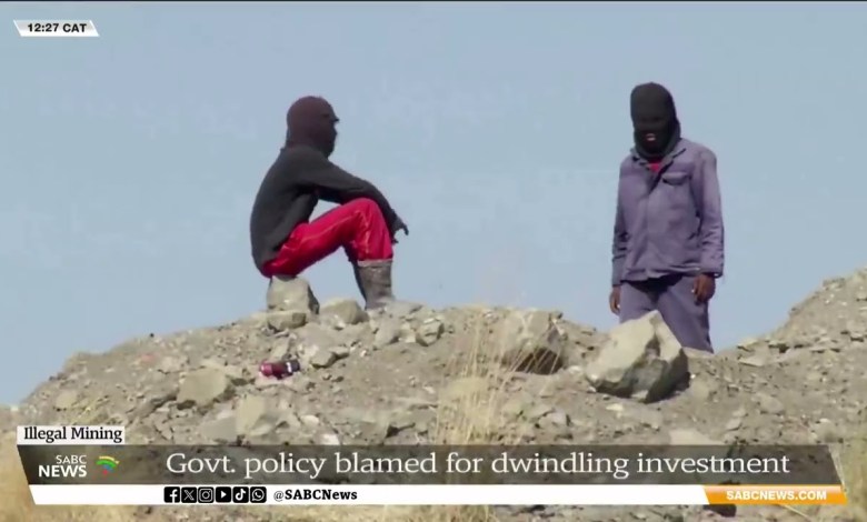 Illegal Mining | Govt. policy blamed for dwindling investment by mining industry Illegal Mining | Govt. policy blamed for dwindling investment by mining industry