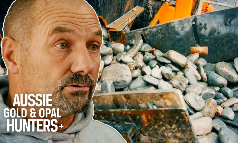 Dave’s Mining Equipment Keeps SHUTTING DOWN On Him! | Gold Rush Dave’s Mining Equipment Keeps SHUTTING DOWN On Him! | Gold Rush