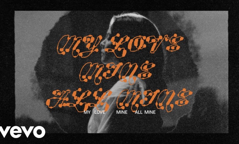 Mitski – My Love Mine All Mine (Official Lyric Video) Mitski – My Love Mine All Mine (Official Lyric Video)
