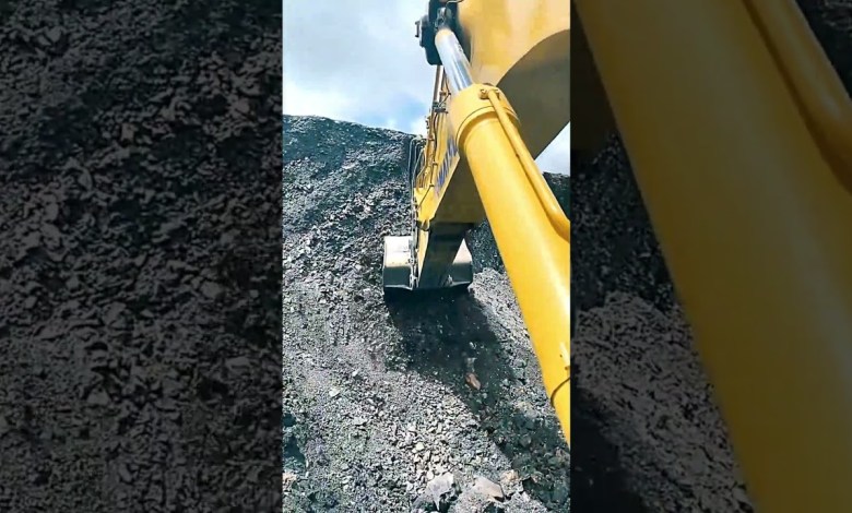 #excavator #mining #heavyequipment #bulldozer Excavator Mining #excavator #mining #heavyequipment #bulldozer Excavator Mining