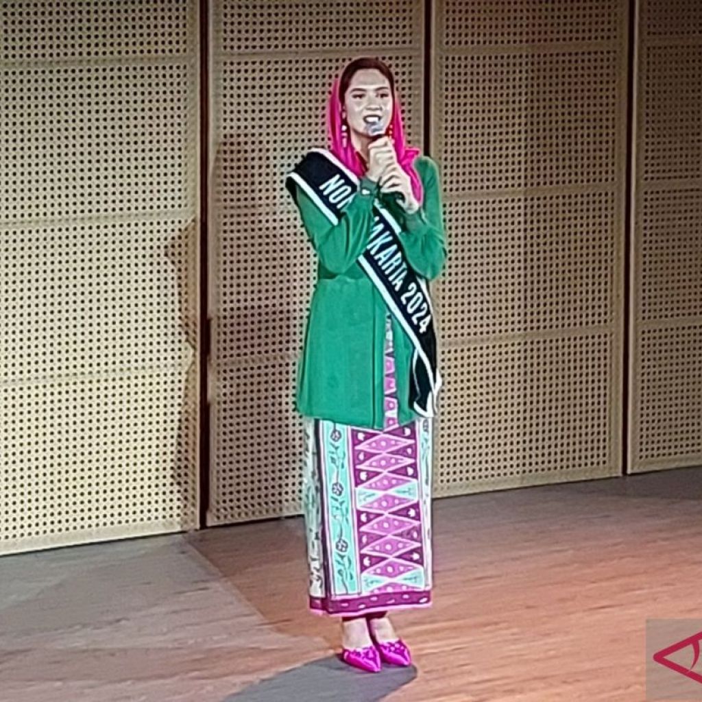 Mengenal filosofi baju kebesaran khas None Jakarta Mengenal filosofi baju kebesaran khas None Jakarta