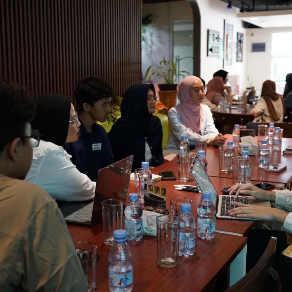 Bincang wastra Perhimpunan Wastraprema soroti nilai-nilai Batik Solo Bincang wastra Perhimpunan Wastraprema soroti nilai-nilai Batik Solo