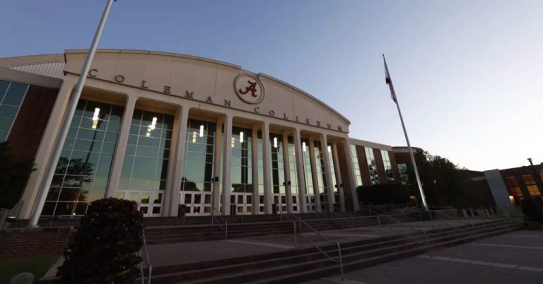 ESPN College GameDay now moved indoors ahead of Hurricane Isaias ESPN College GameDay now moved indoors ahead of Hurricane Isaias