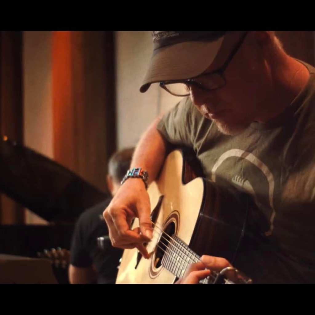 Live & Local at Bar Vista featuring Alan Little Live & Local at Bar Vista featuring Alan Little