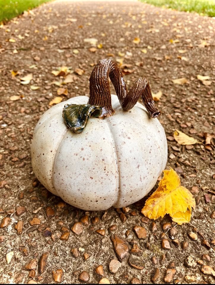 Ceramics: ‘Fall Pumpkin’ Ceramics: ‘Fall Pumpkin’