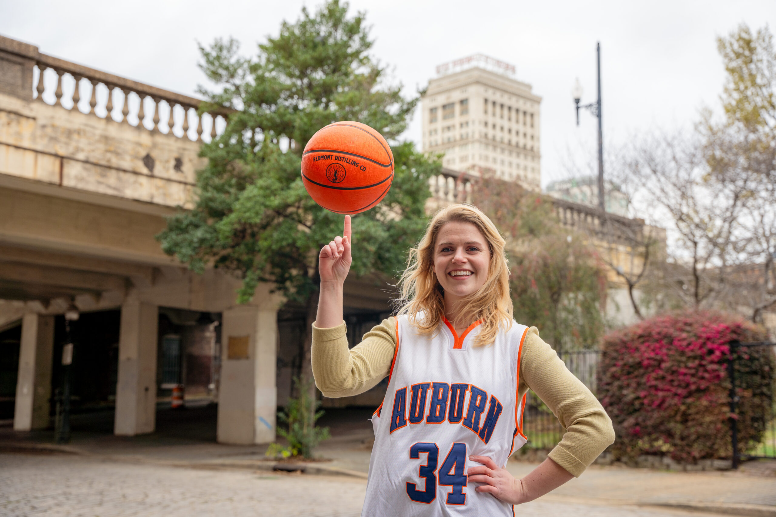 How you can win BIG prizes in Charles Barkley’s Final Pour Bracket hosted by Redmont Vodka How you can win BIG prizes in Charles Barkley’s Final Pour Bracket hosted by Redmont Vodka